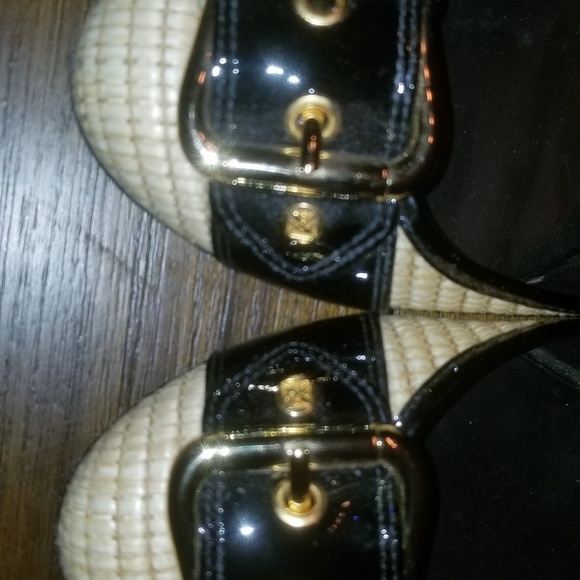 I'm selling Nice pair of Antonio Melani size 8 - Picture 2 of 7